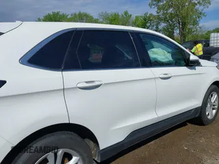 2020 Ford Edge SEL z VIN 2FMPK4J9XLBA07663, wystawiony jako IAAI lot #42115904 z przebiegiem 45 385 mil mil oraz . Historia ofert i sprzedaży dostępna na DreamBid. Obrazek 14.