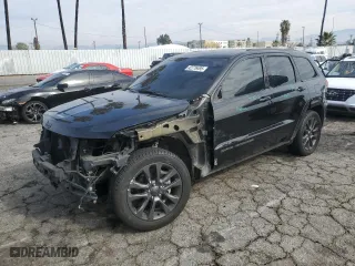 2019 Jeep Grand Cherokee Overland with VIN 1C4RJECG9KC776719, listed as a Copart auction lot 42776495 with 106,136 mi miles and Salvage Title. Bid and sale history available at carsss.com. Image 1.