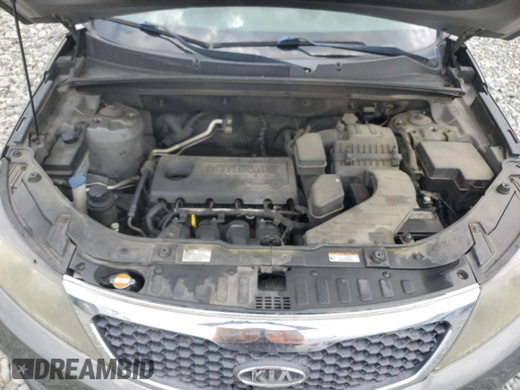 2011 Kia Sorento LX with VIN 5XYKT3A14BG086936, listed as a Copart auction lot 55522405 with 304,073 mi miles and Clean Title. Bid and sale history available at DreamBid. Image 12.