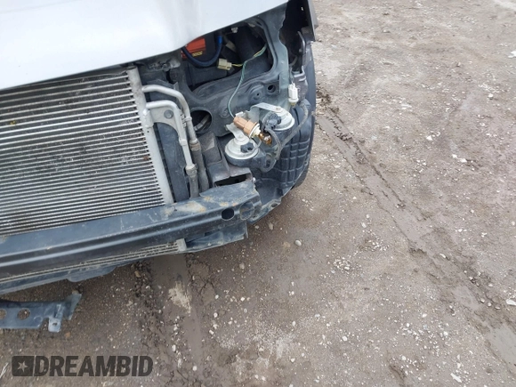 2011 Ford Escape XLS with VIN 1FMCU9C73BKC51595, listed as a IAAI auction lot 42266748 with 204,043 mi miles and . Bid and sale history available at DreamBid. Image 17.
