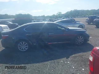 2007 Lexus LS 460 L with VIN JTHGL46F375009134, listed as a IAAI auction lot 42298378 with 131,292 mi miles and . Bid and sale history available at DreamBid. Image 13.