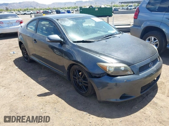 2006 Scion tC z VIN JTKDE177060115047, wystawiony jako IAAI lot #41967294 z przebiegiem 251 237 mil mil oraz . Historia ofert i sprzedaży dostępna na DreamBid. Obrazek 1.