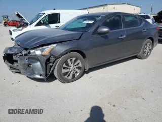 2019 Nissan Altima 2.5 S with VIN 1N4BL4BV4KN316559, listed as a Copart auction lot 49205015 with 69,967 mi miles and Salvage Title. Bid and sale history available at carsss.com. Image 1.
