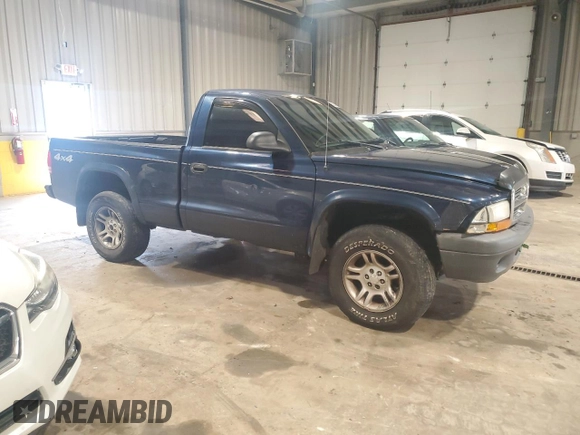 2004 Dodge Dakota z VIN 1D7GG16KX4S586053, wystawiony jako Copart lot #60221585 z przebiegiem 150 150 mil mil oraz Szkoda całkowita • Salvage title. Historia ofert i sprzedaży dostępna na DreamBid. Obrazek 4.