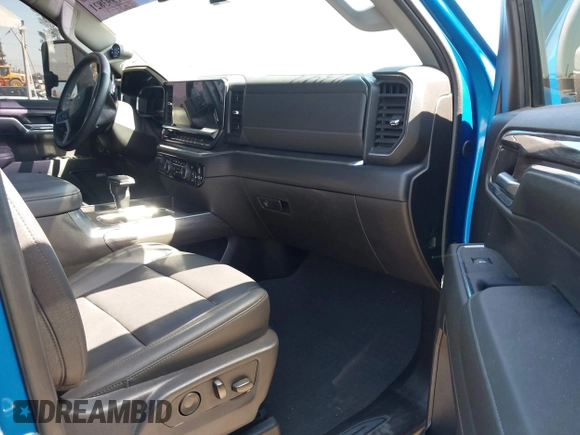 2024 Chevrolet Silverado 1500 LTZ with VIN 1GCUDGE8XRZ178648, listed as a IAAI auction lot 41993821 with 44,988 mi miles and . Bid and sale history available at DreamBid. Image 5.