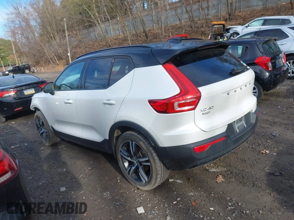 2021 Volvo XC40 R-Design with VIN YV4162UM6M2402320, listed as a IAAI auction lot 41849873 with 78,526 mi miles and . Bid and sale history available at carsss.com. Image 3.