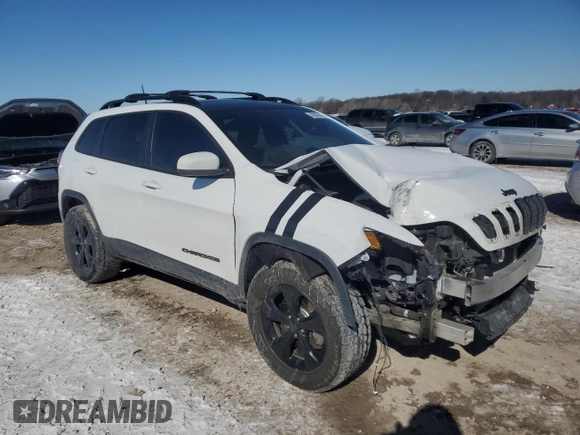 2020 Jeep Cherokee Altitude with VIN 1C4PJMLX9LD511845, listed as a Copart auction lot 46396405 with 122,338 mi miles and Salvage Title. Bid and sale history available at DreamBid. Image 4.