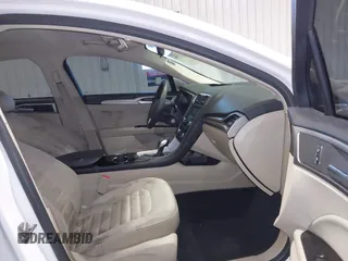 2015 Ford Fusion SE with VIN 1FA6P0HDXF5103537, listed as a IAAI auction lot 41241939 with 147,059 mi miles. Bid and sale history available at carsss.com. Image 5.