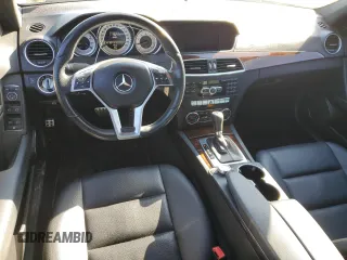 2013 Mercedes-Benz C 300 Sport with VIN WDDGF8AB9DA756931, listed as a Copart auction lot 80746344 with 86,982 mi miles and Salvage title. Bid and sale history available at DreamBid. Image 8.