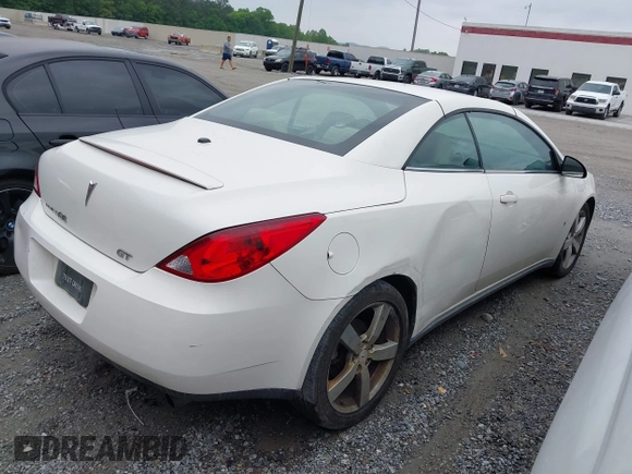 2007 Pontiac G6 GT with VIN 1G2ZH361674180268, listed as a IAAI auction lot 42101853 with 77,795 mi miles. Bid and sale history available at carsss.com. Image 4.