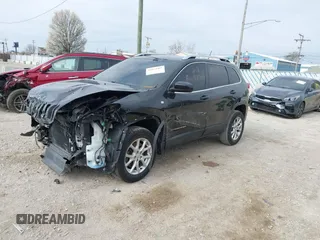 2015 Jeep Cherokee Latitude with VIN 1C4PJMCB6FW527448, listed as a IAAI auction lot 42074461 with 139,795 mi miles and . Bid and sale history available at carsss.com. Image 18.