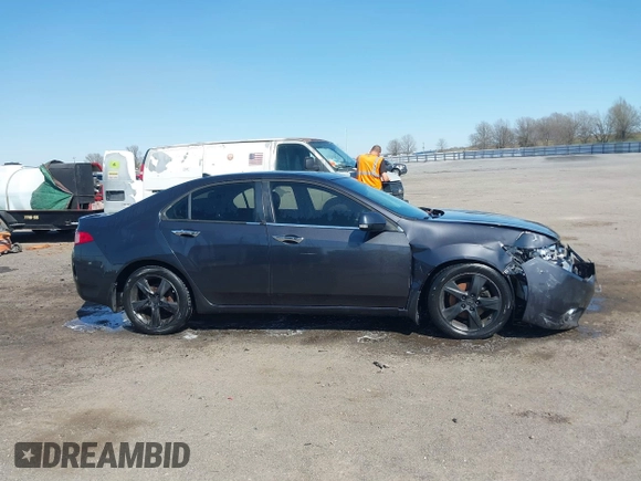 2013 Acura TSX с VIN JH4CU2F47DC014309, выставлен на аукционе IAAI как лот 41807965 с пробегом 146 110 миль миль и . История ставок и продаж доступна на DreamBid. Изображение 13.