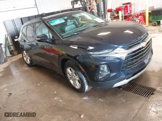 2020 Chevrolet Blazer LT with VIN 3GNKBJRSXLS579127, listed as a IAAI auction lot 41654108 with 30,398 mi miles. Bid and sale history available at carsss.com. Image 1.