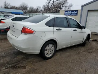 2010 Ford Focus S with VIN 1FAHP3ENXAW119022, listed as a Copart auction lot 44357395 with 186,385 mi miles and Salvage Title. Bid and sale history available at carsss.com. Image 3.