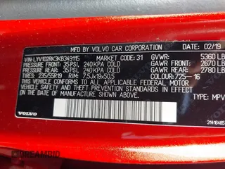 2019 Volvo XC60 Momentum с VIN LYV102RK3KB349115, выставлен на аукционе IAAI как лот 41679937 с пробегом 40 636 миль миль и . История ставок и продаж доступна на DreamBid. Изображение 9.