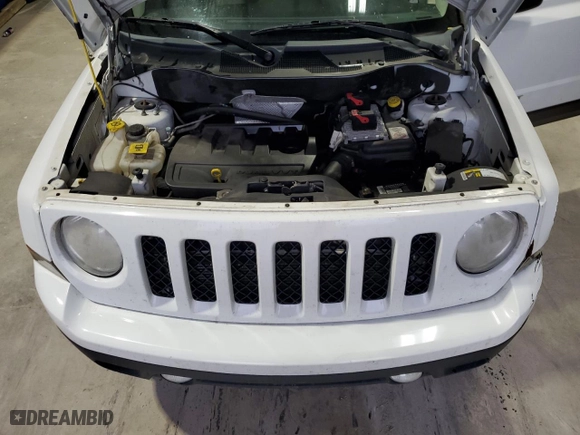 2014 Jeep Patriot Sport with VIN 1C4NJPBB4ED925262, listed as a Copart auction lot 51303565 with 179,976 mi miles and Clean Title. Bid and sale history available at carsss.com. Image 12.
