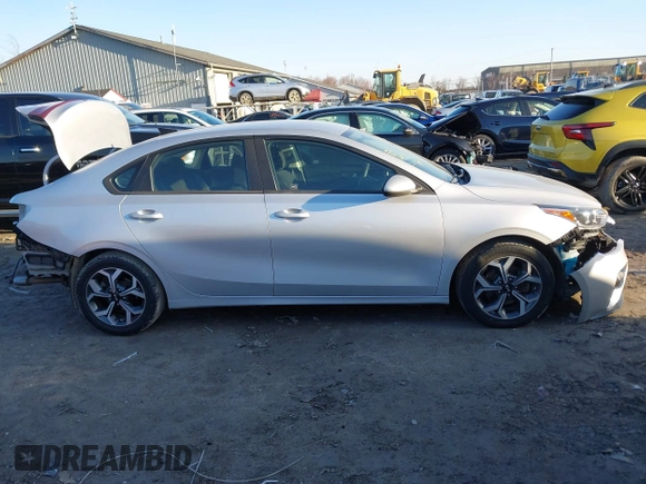 2019 Kia Forte LXS with VIN 3KPF24AD5KE130637, listed as a IAAI auction lot 41814708 with 130,012 mi miles. Bid and sale history available at carsss.com. Image 13.