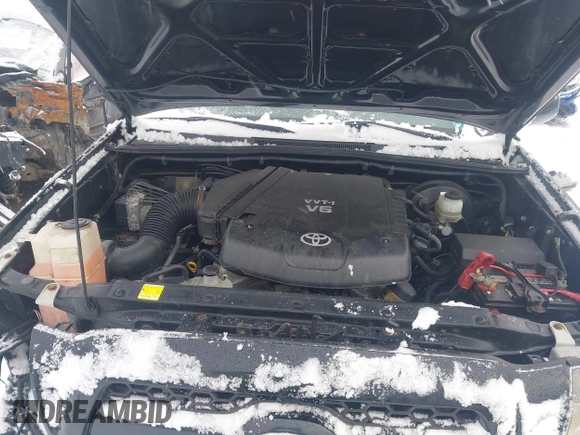 2011 Toyota Tacoma with VIN 3TMMU4FN8BM025440, listed as a IAAI auction lot 41246630 with 137,341 mi miles and . Bid and sale history available at DreamBid. Image 10.
