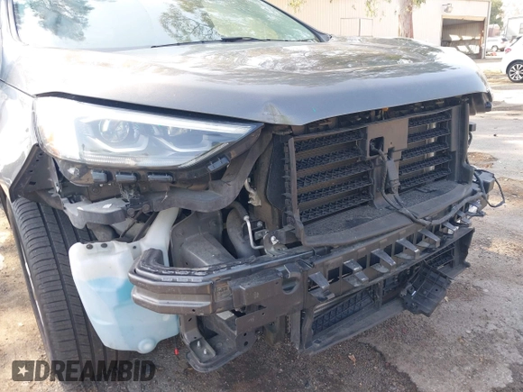 2020 Ford Edge Titanium with VIN 2FMPK3K94LBB10568, listed as a IAAI auction lot 42430196 with 76,490 mi miles and . Bid and sale history available at DreamBid. Image 18.