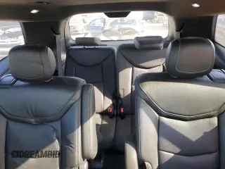 2020 Cadillac XT6 FWD Premium Luxury z VIN 1GYKPCRSXLZ101003, wystawiony jako Copart lot #51844525 z przebiegiem 115 061 mil mil oraz Szkoda całkowita • Salvage title. Historia ofert i sprzedaży dostępna na DreamBid. Obrazek 10.