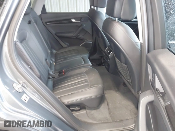 2018 Audi Q5 Premium Plus with VIN WA1BNAFY4J2163960, listed as a IAAI auction lot 41758638 with 59,803 mi miles. Bid and sale history available at carsss.com. Image 8.