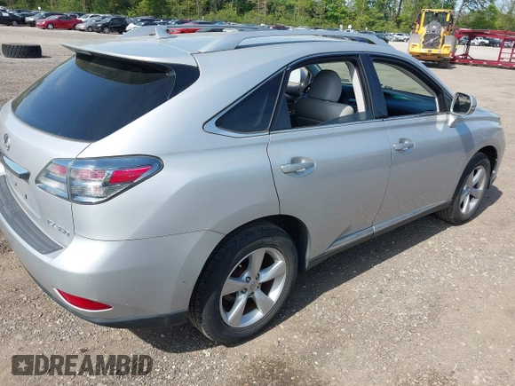 2010 Lexus RX 350 z VIN 2T2BK1BAXAC017261, wystawiony jako IAAI lot #42233787 z przebiegiem 101 772 mil mil oraz . Historia ofert i sprzedaży dostępna na DreamBid. Obrazek 4.