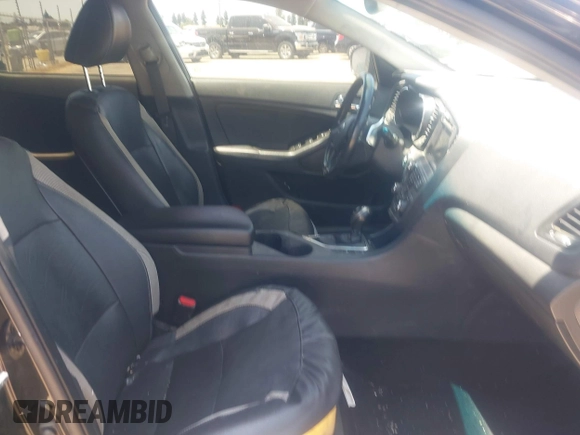 2013 Kia Optima SX with VIN 5XXGR4A61DG208262, listed as a IAAI auction lot 42478895 with 229,916 mi miles and . Bid and sale history available at DreamBid. Image 5.