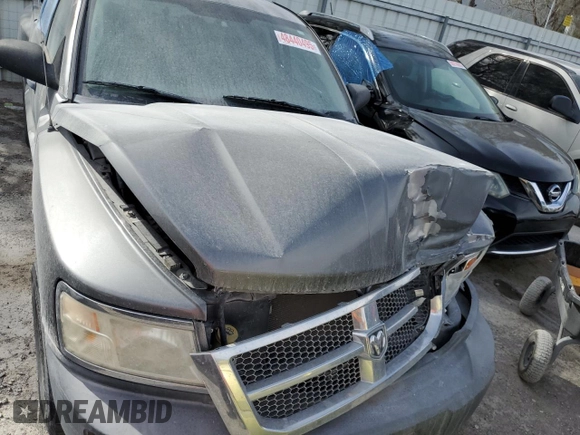 2008 Dodge Dakota Bighorn/Lonestar z VIN 1D7HE38K58S550926, wystawiony jako Copart lot #48440495 z przebiegiem Nie podano mil oraz Szkoda całkowita • Salvage title. Historia ofert i sprzedaży dostępna na DreamBid. Obrazek 11.