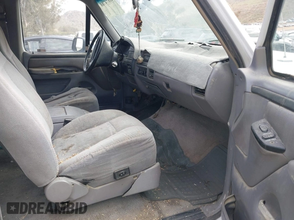 1996 Ford F-150 with VIN 1FTEX15H9TKA56551, listed as a IAAI auction lot 41674788 with 314,443 mi miles. Bid and sale history available at carsss.com. Image 5.