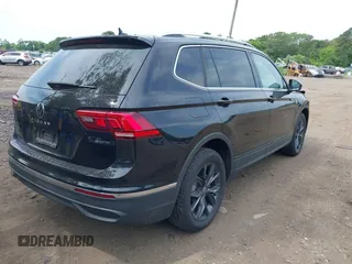 2024 Volkswagen Tiguan SE with VIN 3VVMB7AX6RM079301, listed as a IAAI auction lot 42404572 with 8,573 mi miles and . Bid and sale history available at DreamBid. Image 4.