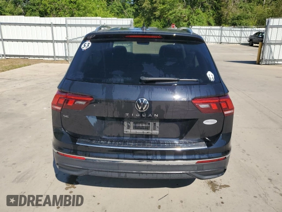 2023 Volkswagen Tiguan SE z VIN 3VV3B7AX9PM134218, wystawiony jako Copart lot #54731705 z przebiegiem 9 460 mil mil oraz Szkoda całkowita • Salvage title. Historia ofert i sprzedaży dostępna na DreamBid. Obrazek 6.