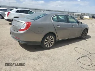 2016 Lincoln MKS z VIN 1LNHL9DK7GG600389, wystawiony jako Copart lot #49581535 z przebiegiem 120 440 mil mil oraz Czysty tytuł • Clean title. Historia ofert i sprzedaży dostępna na DreamBid. Obrazek 3.