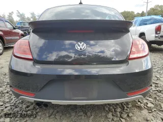 2018 Volkswagen Beetle Dune with VIN 3VWSD7AT4JM709024, listed as a Copart auction lot 73713754 with 50,879 mi miles and Salvage Title. Bid and sale history available at carsss.com. Image 6.
