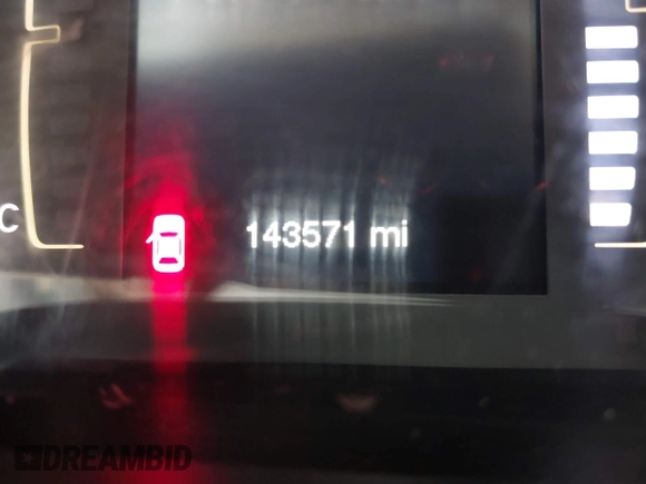 2018 Jeep Cherokee Latitude with VIN 1C4PJMCXXJD532507, listed as a IAAI auction lot 41895858 with 143,571 mi miles. Bid and sale history available at carsss.com. Image 16.