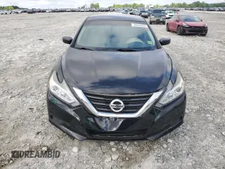 2017 Nissan Altima S z VIN 1N4AL3AP1HC282027, wystawiony jako Copart lot #56654555 z przebiegiem 114 706 mil mil oraz Szkoda całkowita • Salvage title. Historia ofert i sprzedaży dostępna na DreamBid. Obrazek 5.
