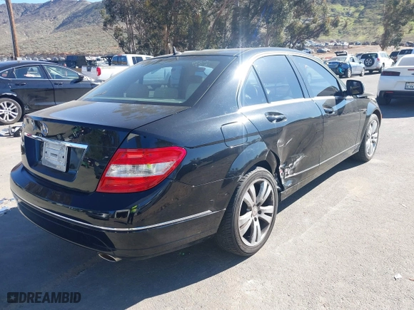 2008 Mercedes-Benz C-Class 3.0L Sport with VIN WDDGF54XX8F068029, listed as a IAAI auction lot 41626868 with 86,375 mi miles. Bid and sale history available at carsss.com. Image 4.