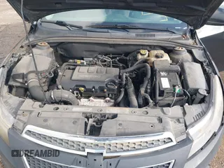 2014 Chevrolet Cruze 1LT with VIN 1G1PC5SB1E7298079, listed as a IAAI auction lot 42195963 with 204,991 mi miles and . Bid and sale history available at DreamBid. Image 10.
