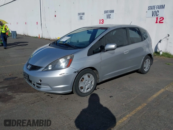 2012 Honda Fit с VIN JHMGE8H32CC030518, выставлен на аукционе IAAI как лот 41740707 с пробегом 132 665 миль миль и . История ставок и продаж доступна на DreamBid. Изображение 17.
