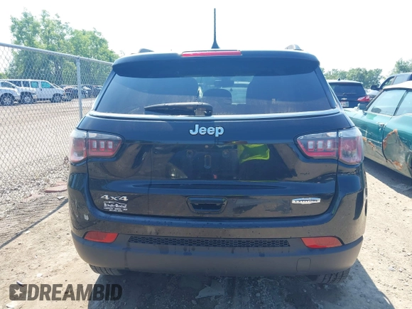 2020 Jeep Compass Latitude с VIN 3C4NJDBB2LT112590, выставлен на аукционе IAAI как лот 42618423 с пробегом 53 318 миль миль и . История ставок и продаж доступна на DreamBid. Изображение 17.