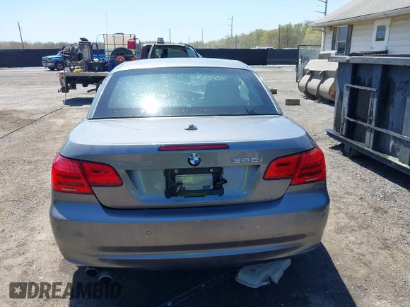 2012 BMW 3 Series 328i z VIN WBADW7C59CE728291, wystawiony jako IAAI lot #42033691 z przebiegiem 87 271 mil mil oraz . Historia ofert i sprzedaży dostępna na DreamBid. Obrazek 16.