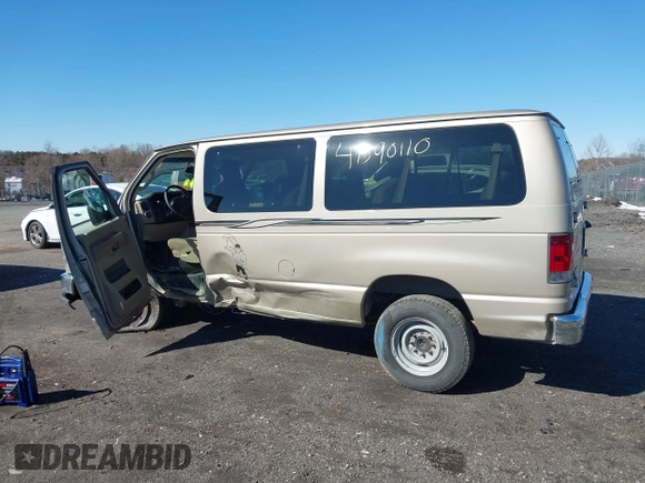 2013 Ford Econoline Passenger XL с VIN 1FBNE3BL7DDA62112, выставлен на аукционе IAAI как лот 41590110 с пробегом 194 712 миль миль и . История ставок и продаж доступна на DreamBid. Изображение 14.