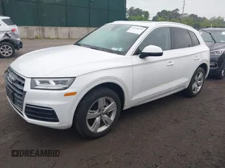 2018 Audi Q5 Premium Plus z VIN WA1BNAFY6J2214696, wystawiony jako IAAI lot #42350132 z przebiegiem 54 550 mil mil oraz . Historia ofert i sprzedaży dostępna na DreamBid. Obrazek 2.