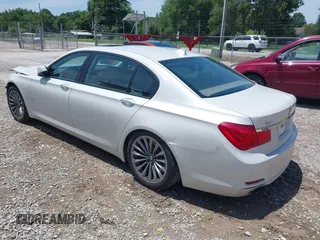 2011 BMW 7 Series 750Li с VIN WBAKB8C51BC852090, выставлен на аукционе IAAI как лот 42612038 с пробегом 101 179 миль миль и . История ставок и продаж доступна на DreamBid. Изображение 3.