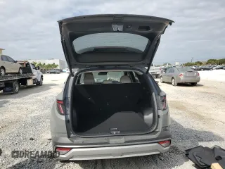 2025 Hyundai Tucson SEL Convenience with VIN 5NMJC3DE2SH448925, listed as a Copart auction lot 45130295 with 5,489 mi miles and Salvage Title. Bid and sale history available at carsss.com. Image 6.