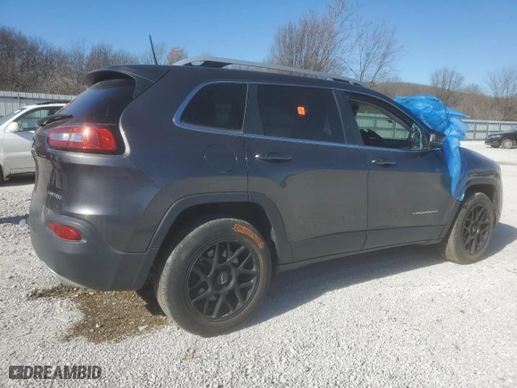2017 Jeep Cherokee Limited with VIN 1C4PJMDS0HW646145, listed as a Copart auction lot 42516795 with 30,119 mi miles and Salvage Title. Bid and sale history available at carsss.com. Image 3.