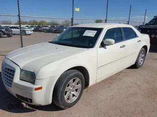2007 Chrysler 300 Limited with VIN 2C3KA53G27H794893, listed as a IAAI auction lot 41851619 with 129,338 mi miles. Bid and sale history available at carsss.com. Image 2.