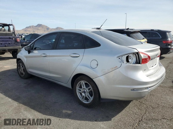 2018 Ford Fiesta SE z VIN 3FADP4BJ3JM110152, wystawiony jako Copart lot #50813155 z przebiegiem 90 729 mil mil oraz Szkoda całkowita • Salvage title. Historia ofert i sprzedaży dostępna na DreamBid. Obrazek 2.