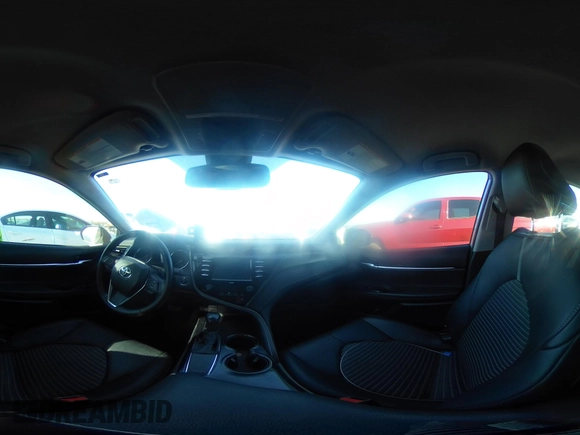 2020 Toyota Camry SE z VIN 4T1M11AK9LU931805, wystawiony jako IAAI lot #40946035 z przebiegiem 82 687 mil mil oraz . Historia ofert i sprzedaży dostępna na DreamBid. Obrazek 17.
