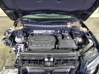 2022 Volkswagen Tiguan SE R-Line Black with VIN 3VV8B7AX1NM155177, listed as a Copart auction lot 83462284 with 9,905 mi miles and Salvage Title. Bid and sale history available at DreamBid. Image 12.