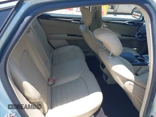 2013 Ford Fusion SE Hybrid z VIN 3FA6P0LU4DR259073, wystawiony jako IAAI lot #42197143 z przebiegiem 87 337 mil mil oraz . Historia ofert i sprzedaży dostępna na DreamBid. Obrazek 8.